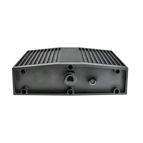 Which traditional fiber optic communication system is better 